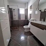 Lucy Apartments With Saltwater Pool And Free Private Parking Zadar