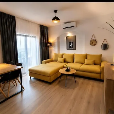 Lucy - With Heated Saltwater Pool And Free Private Parking * Zadar