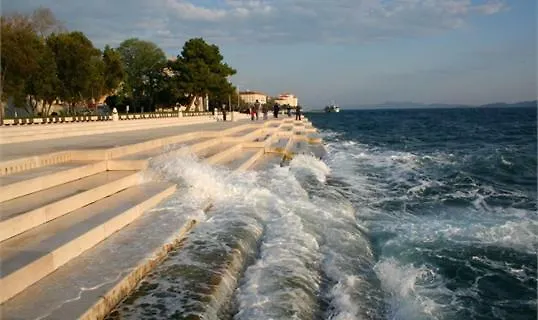 Apartman Lucy With Heated Saltwater Pool And Free Private Parking Zadar